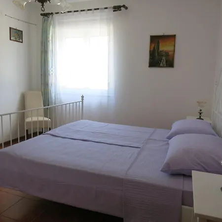 Apartment Mico *